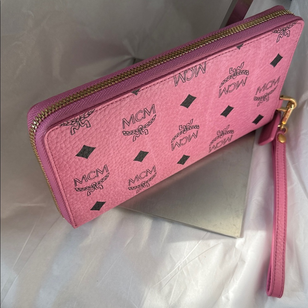 MCM Pink Wallet with Gold and Silver Studs - Picture 6 of 16